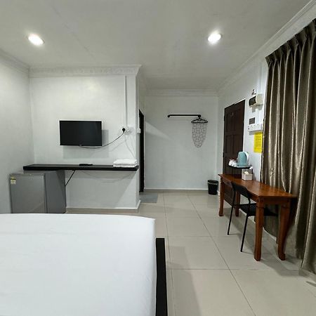 Lan Village Mersing Exteriör bild