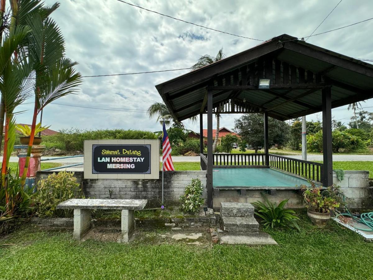 Lan Village Mersing Exteriör bild