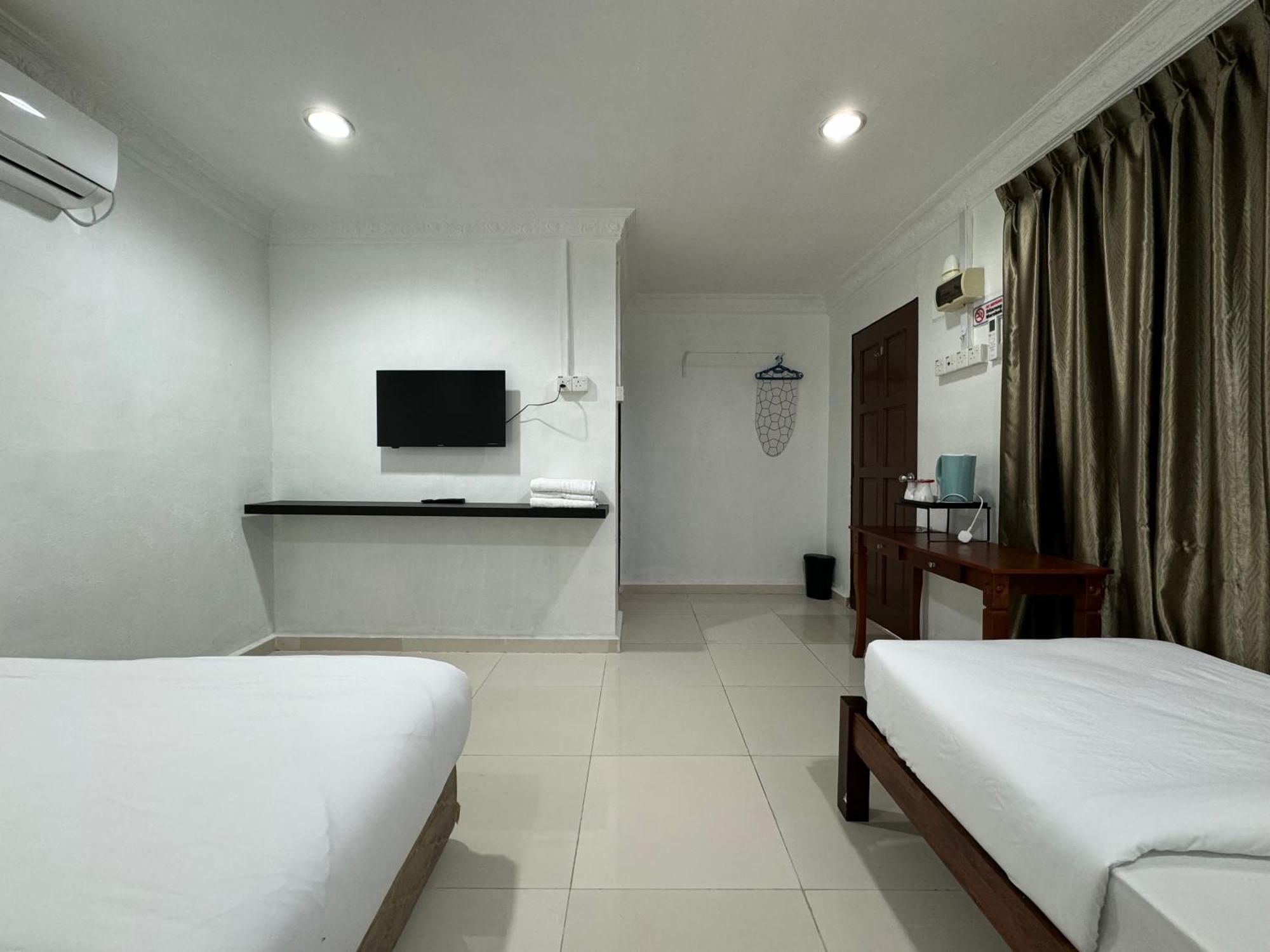 Lan Village Mersing Exteriör bild
